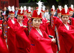 春节的传统服装